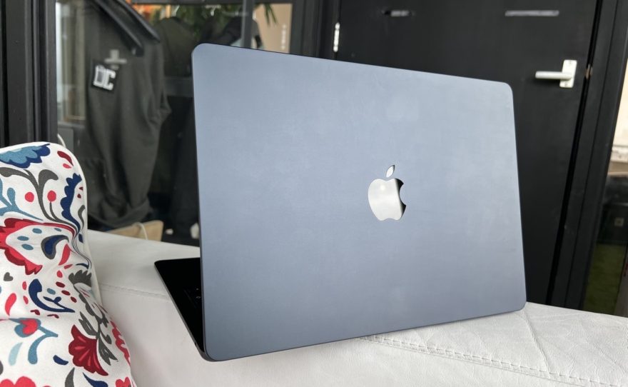 MacBook Air 2022: kleuren grijs blauw zwart