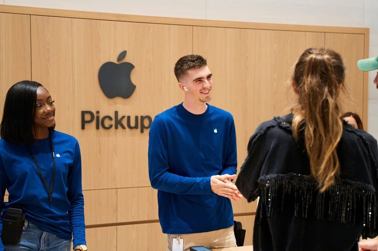 Apple Store Brompton Road tijdens iPhone bestelling ophalen