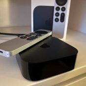 Apple TV 4K 2022 review met doos en remote