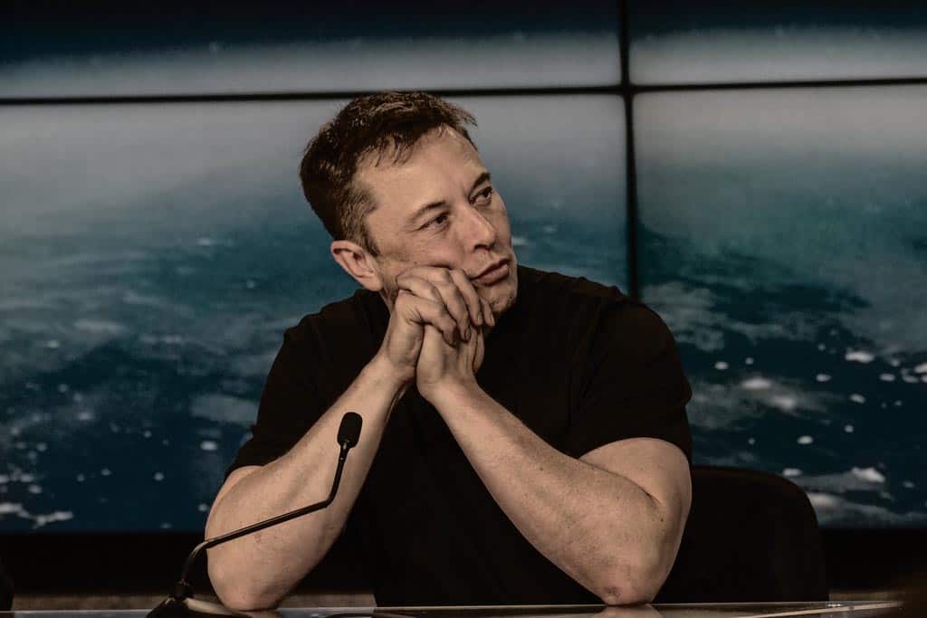 Elon Musk door dmoberhaus