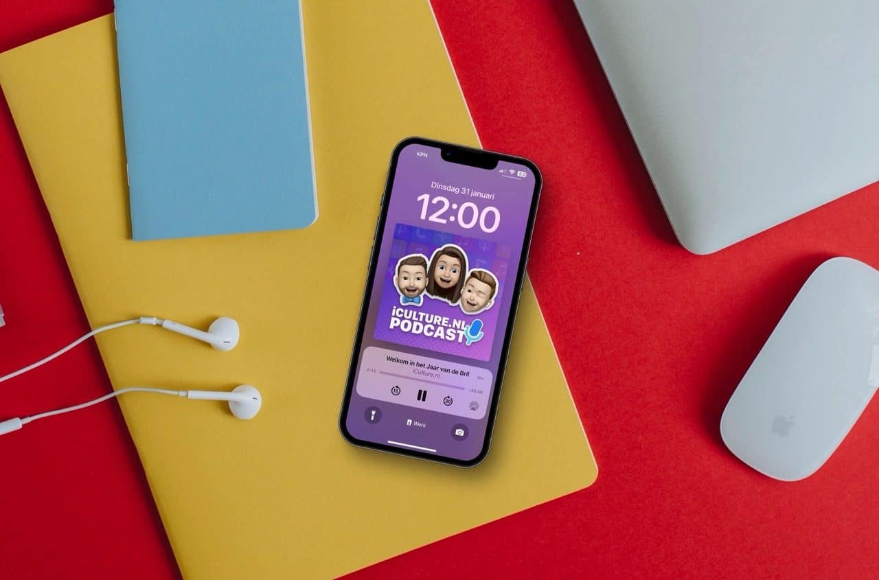 Muziek en podcasts: cover fullscreen op lock screen tonen