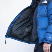 TagVault Fabric in een North Face jas